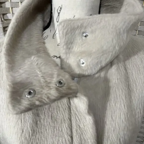 Theory VISTERNA Combed Faux Fur Vest Size L Taupe Long Line Zip Front EUC